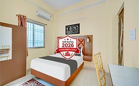 Super Townhouse Anisabad Near Mahavir Sansthan
